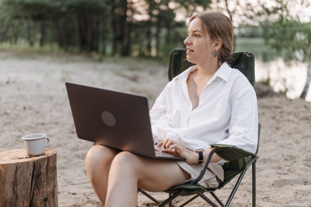 Tips For Finding Remote Work Opportunities As A Digital Nomad